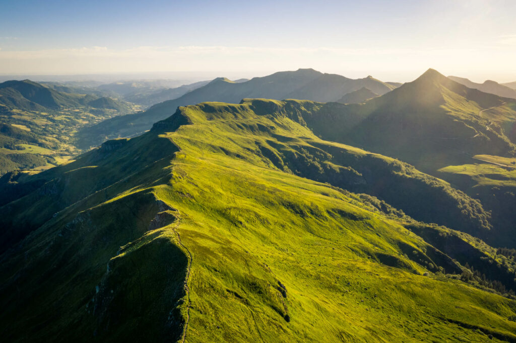 montgolfière cantal puy mary